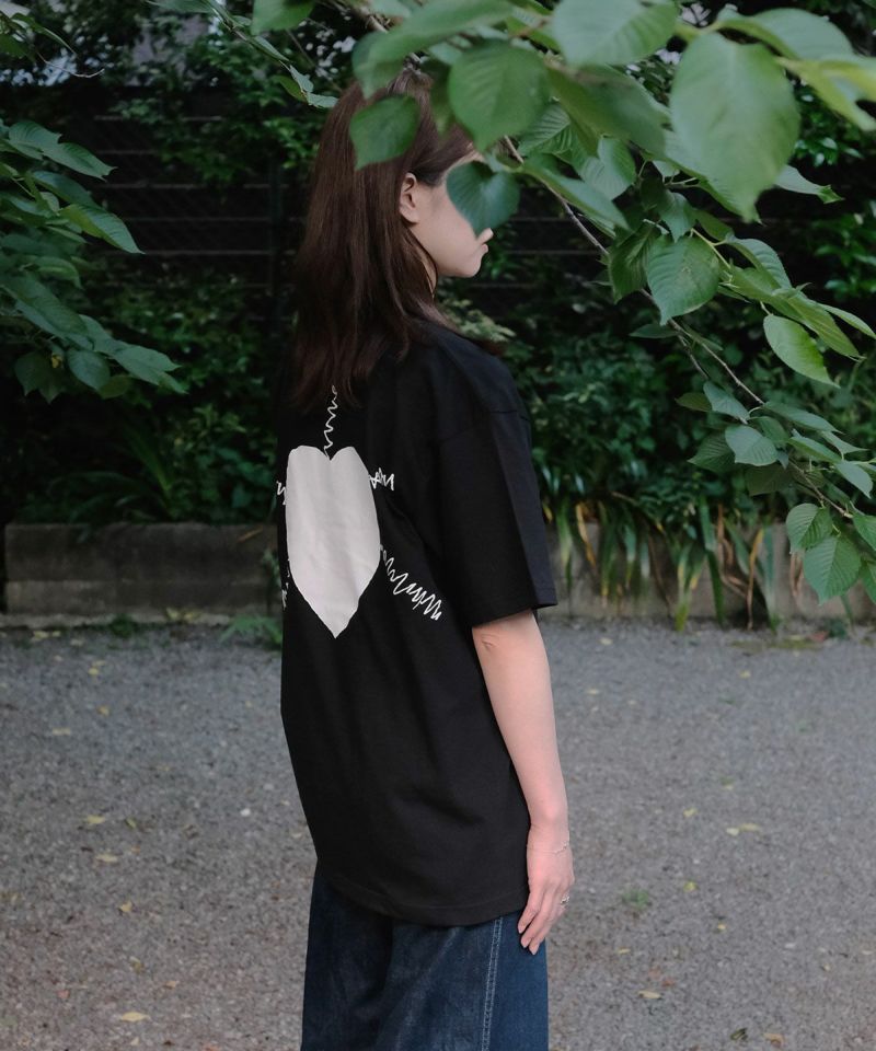 Tシャツ（ブラック）着用イメージ