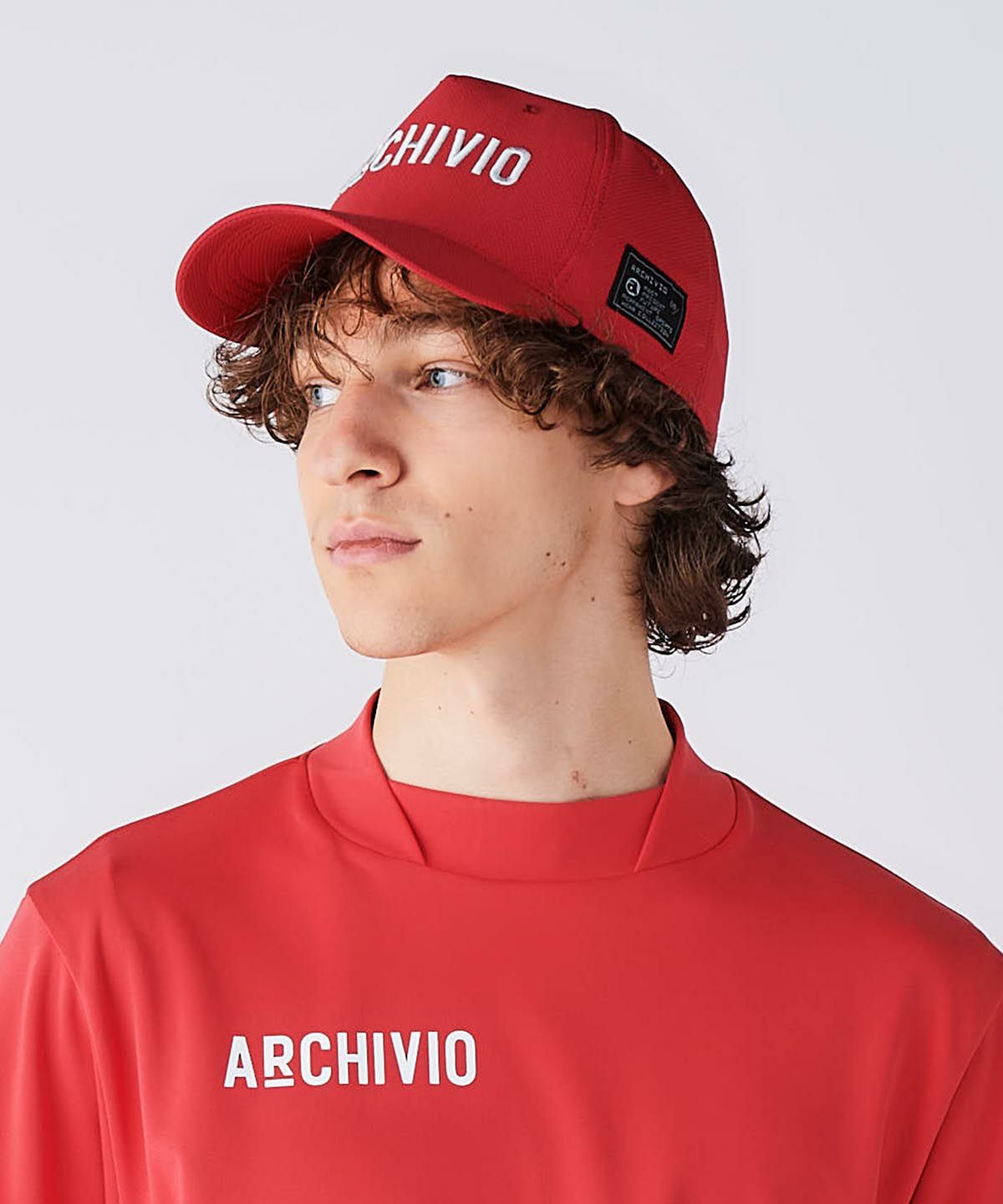 モデル着用画像（レッド）