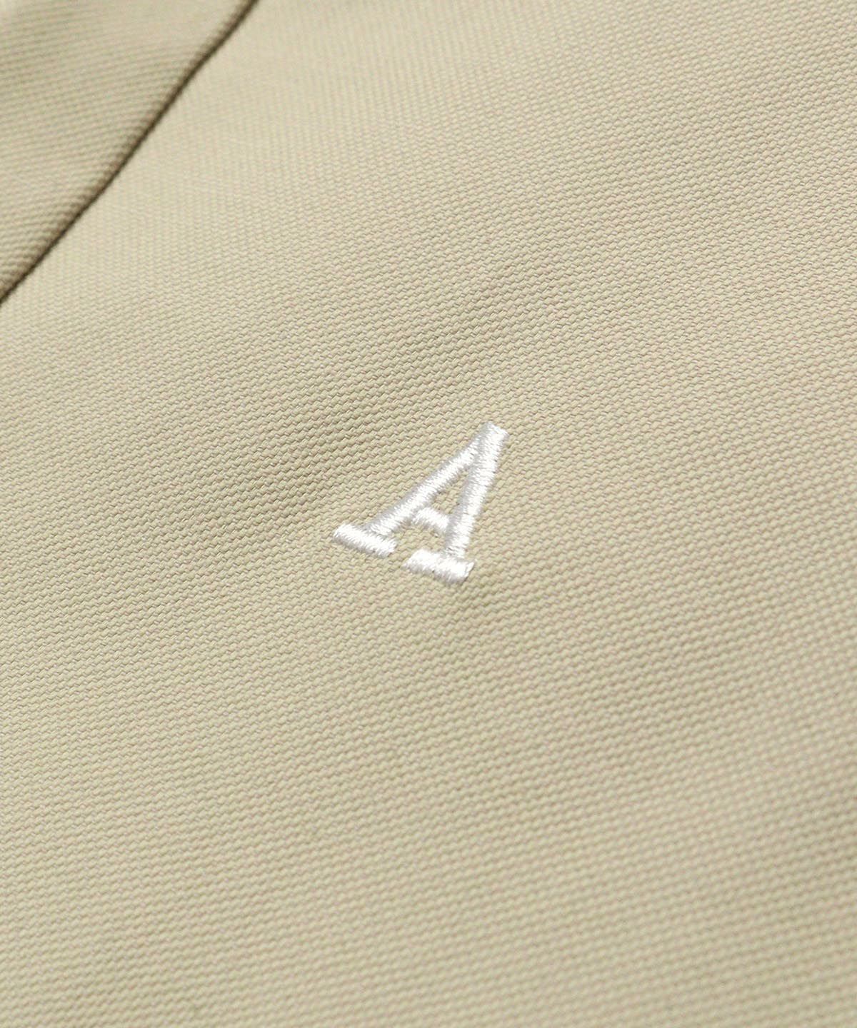 文字ロゴ（ベージュ）