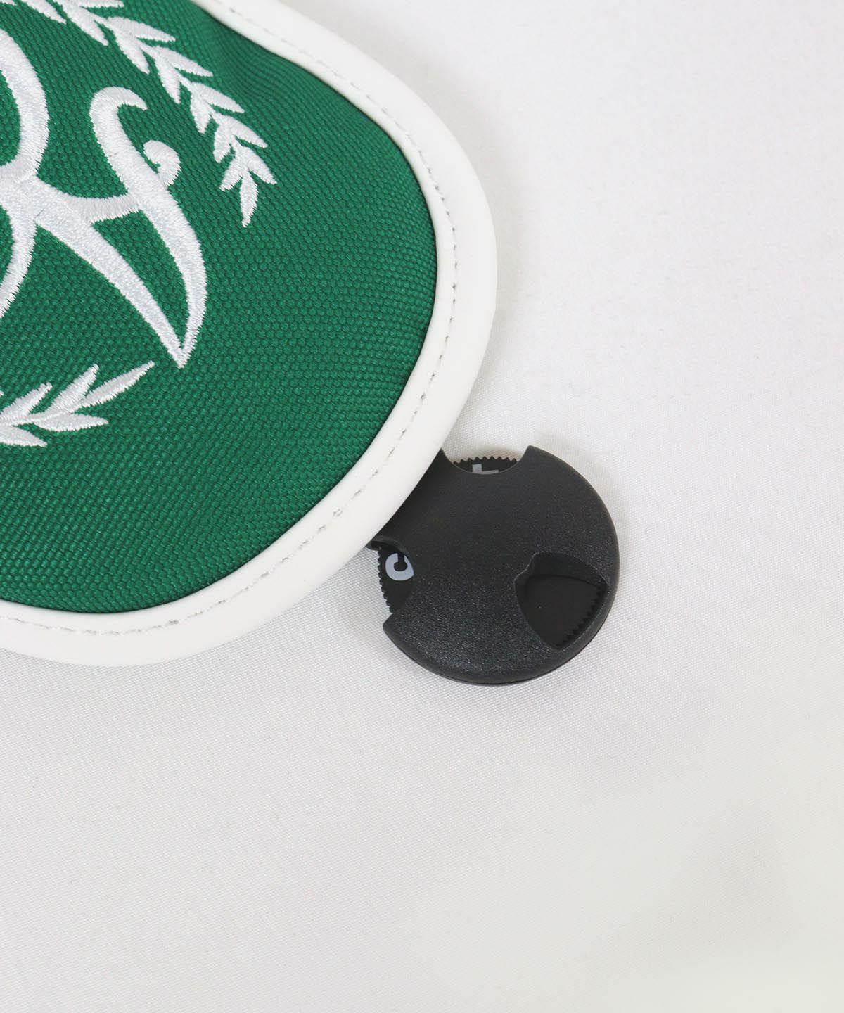 ダイアル部分（グリーン）