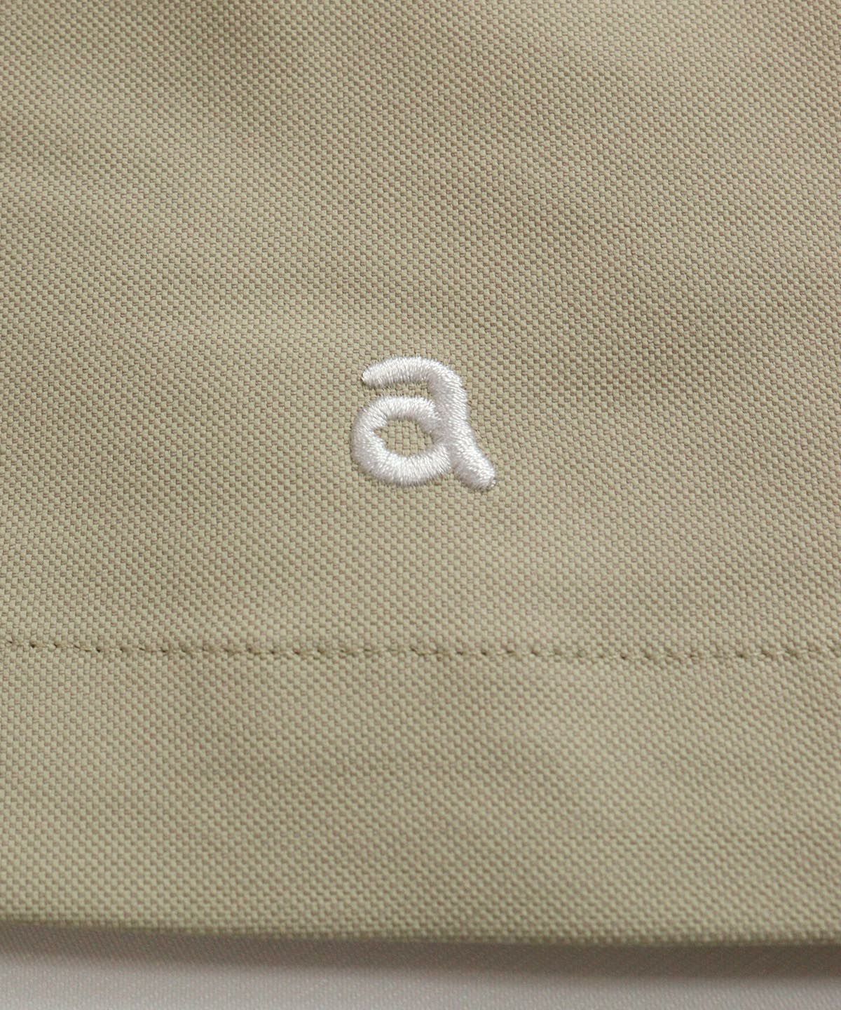 ロゴ刺繍（ベージュ）