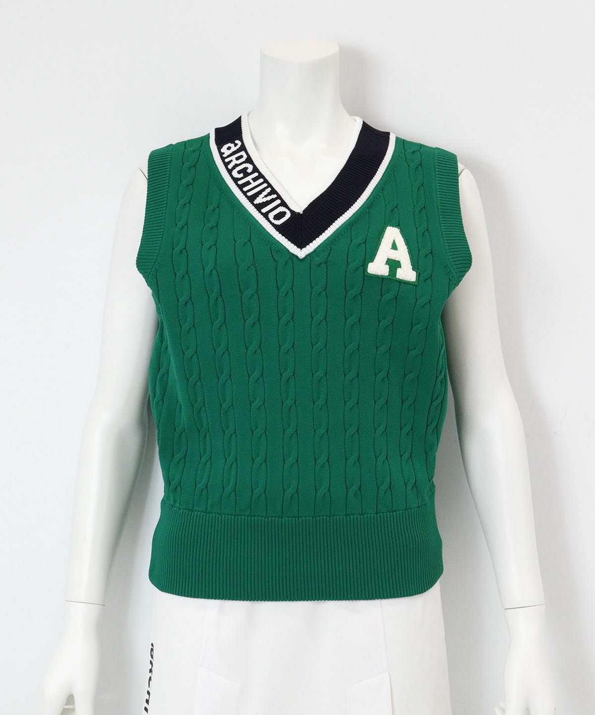 ケーブルVネックベスト（グリーン）