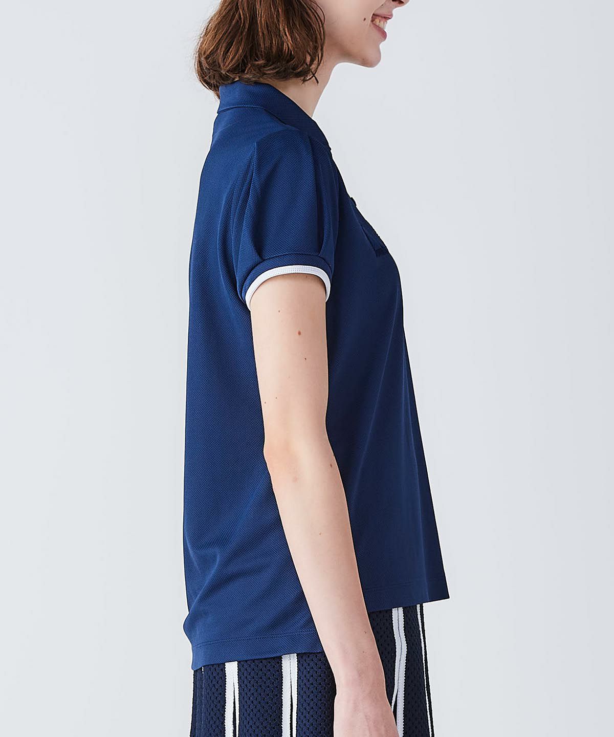 モデル着用画像（ネイビー）