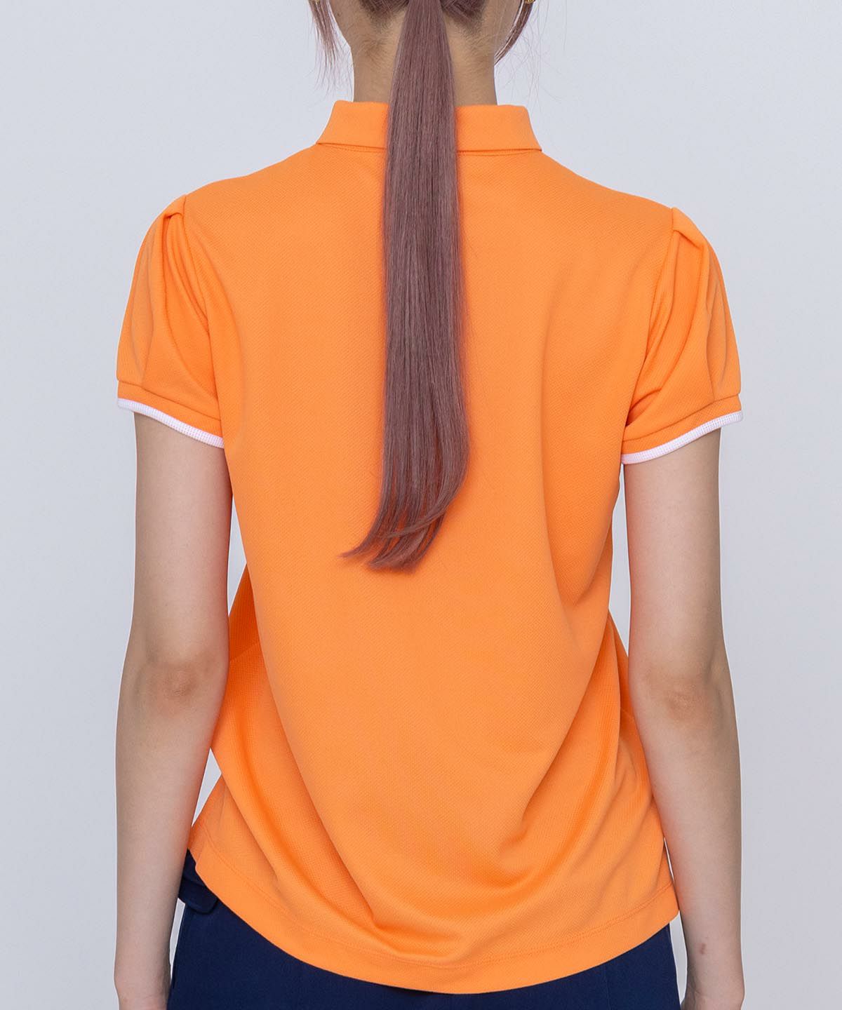 モデル着用画像（オレンジ）