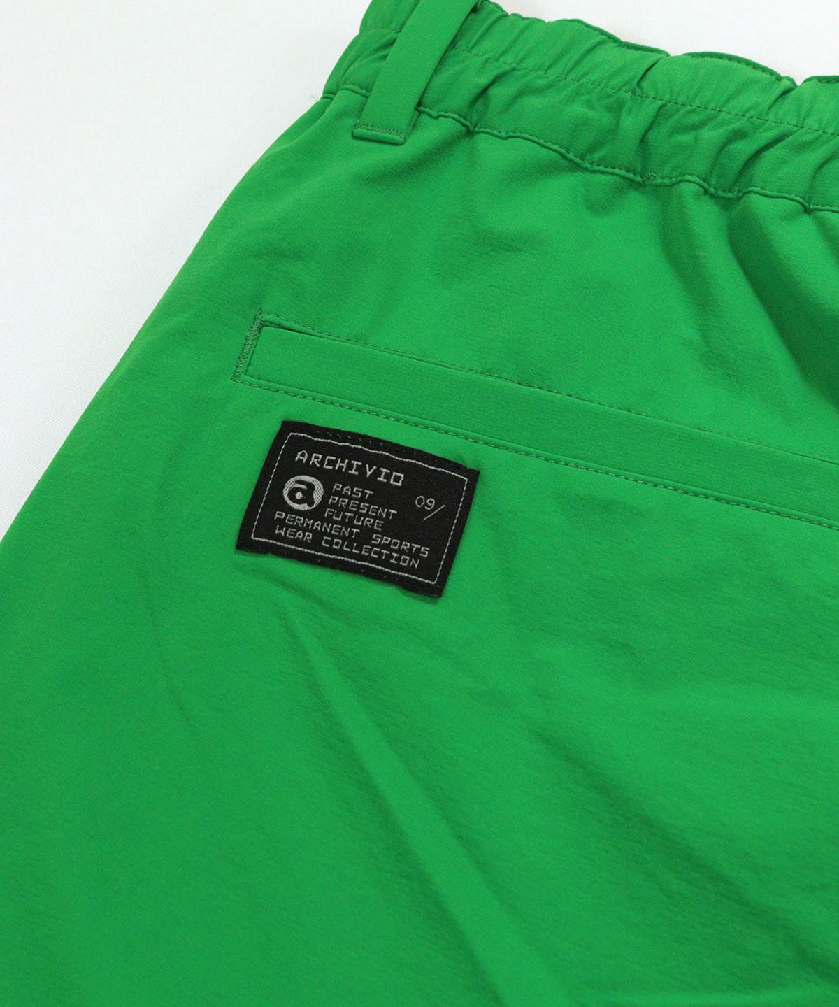 後ポケット部分（グリーン）