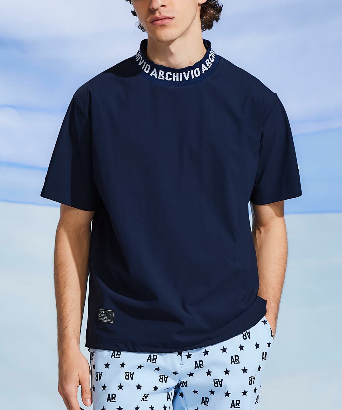 モデル着用画像（ネイビー）