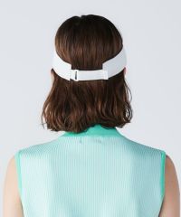 モデル着用画像（ホワイト）