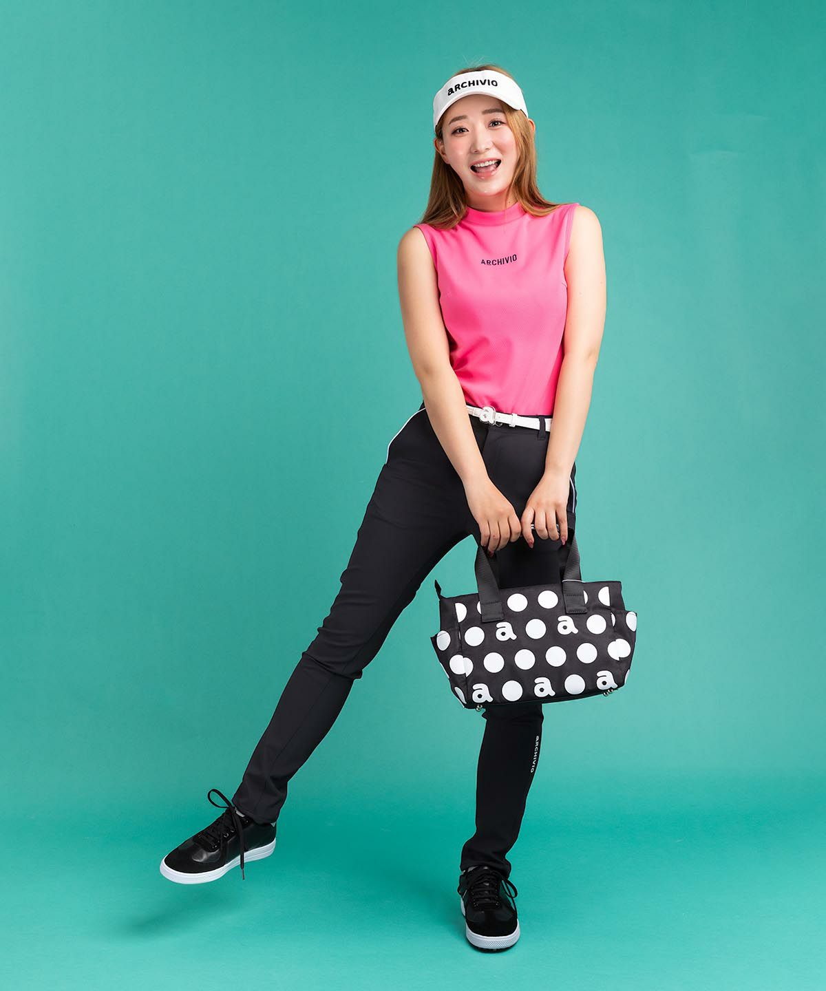 モデル着用画像（ブラック）