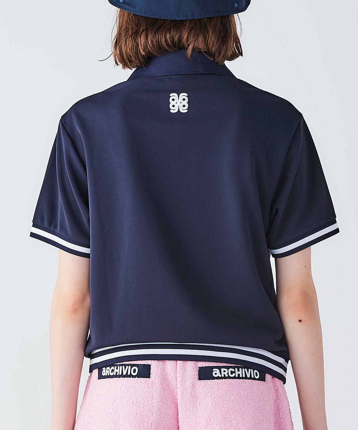 モデル着用画像（ネイビー）