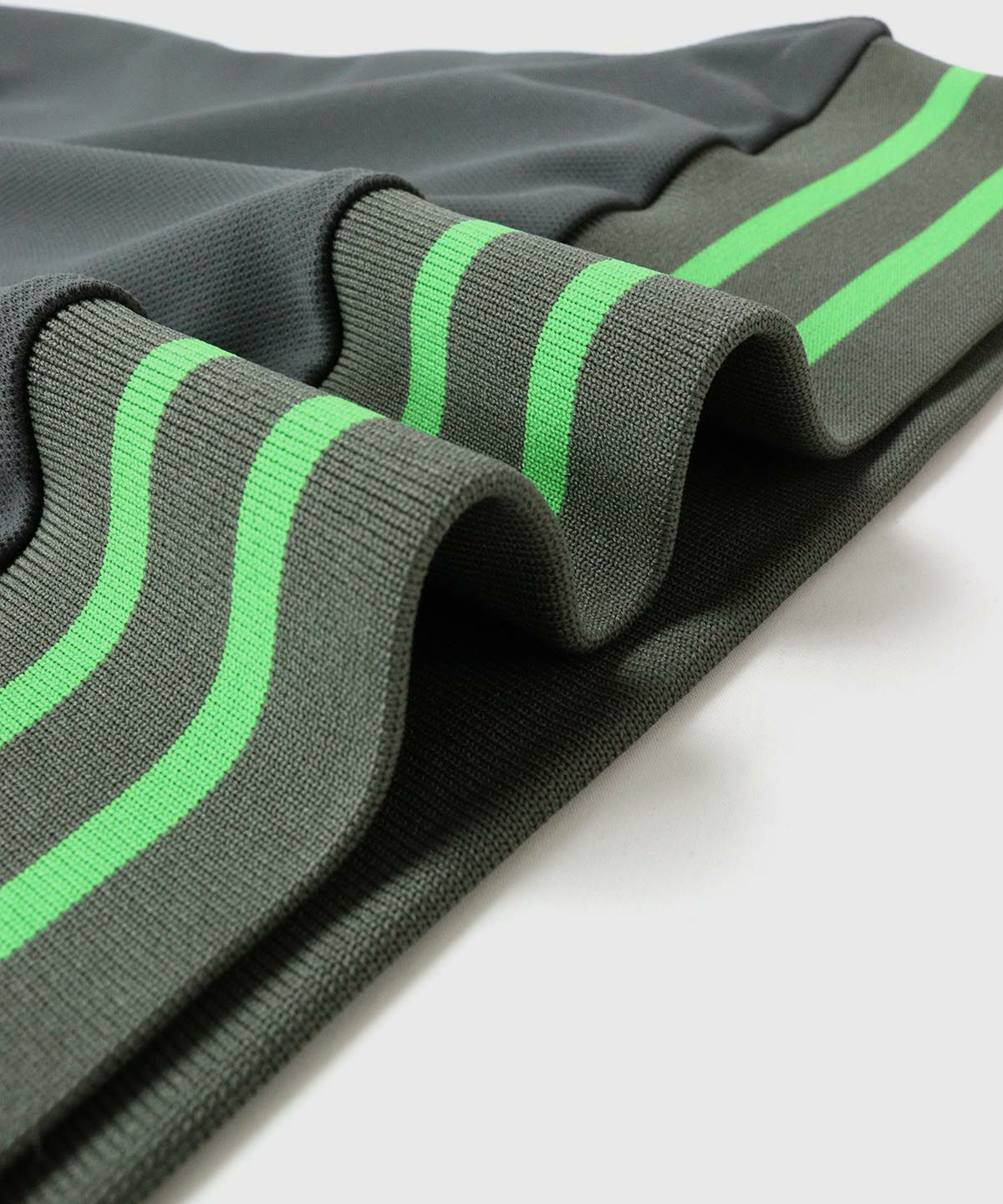 生地感（グレー）