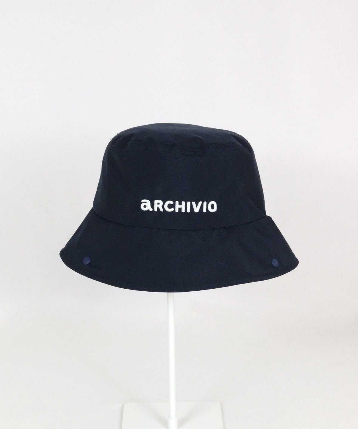 サンシェード付きハット正面（ネイビー）