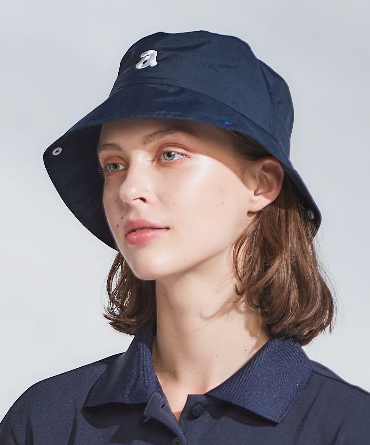 モデル着用画像（ネイビー）