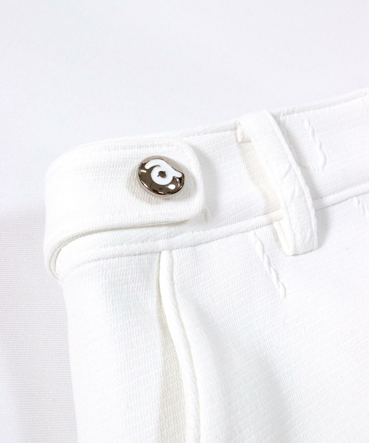 ウエスト部分アップ(ホワイト)