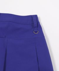 ウエスト部分アップ(ブルー)