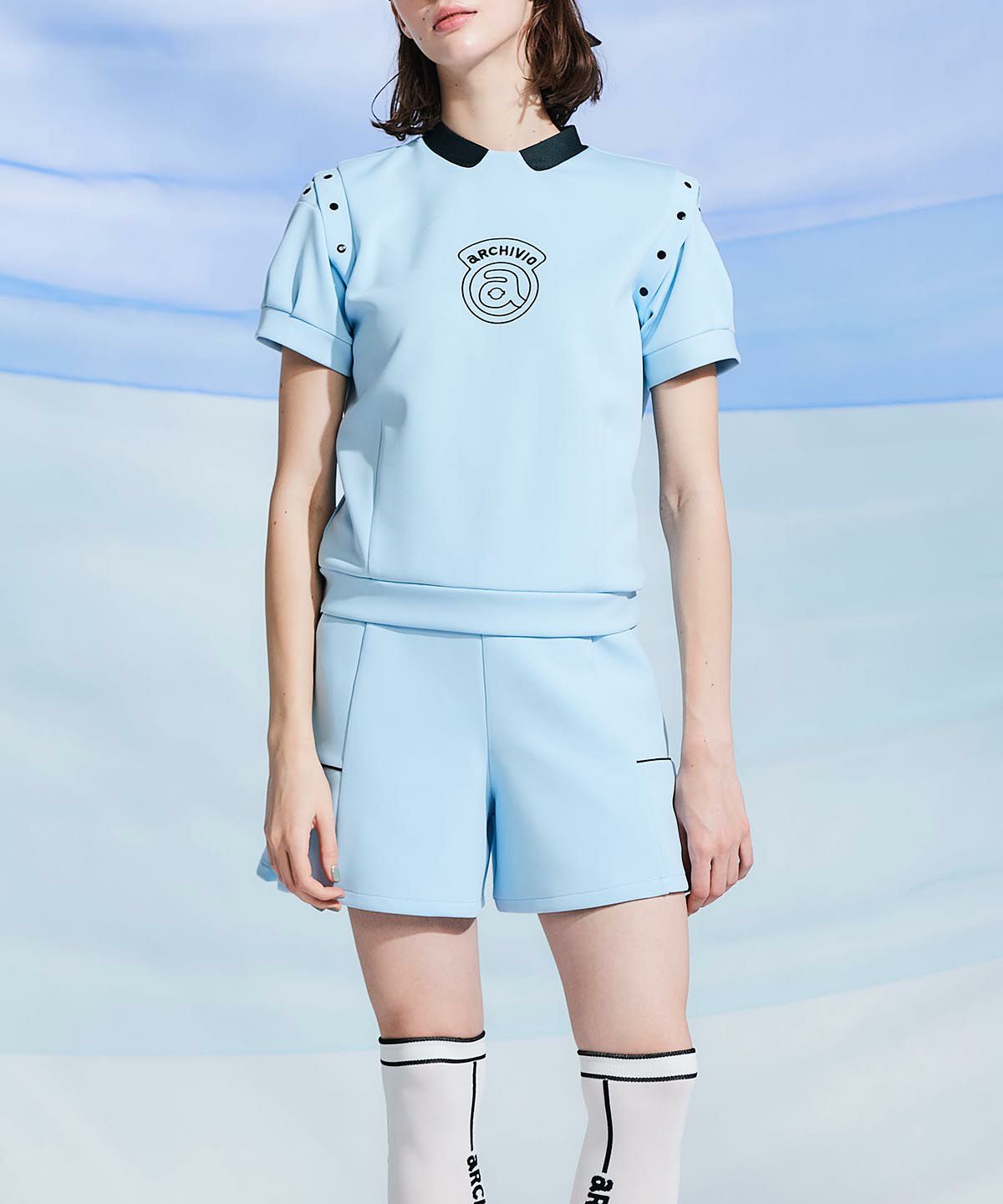 モデル着用画像（ライトブルー）