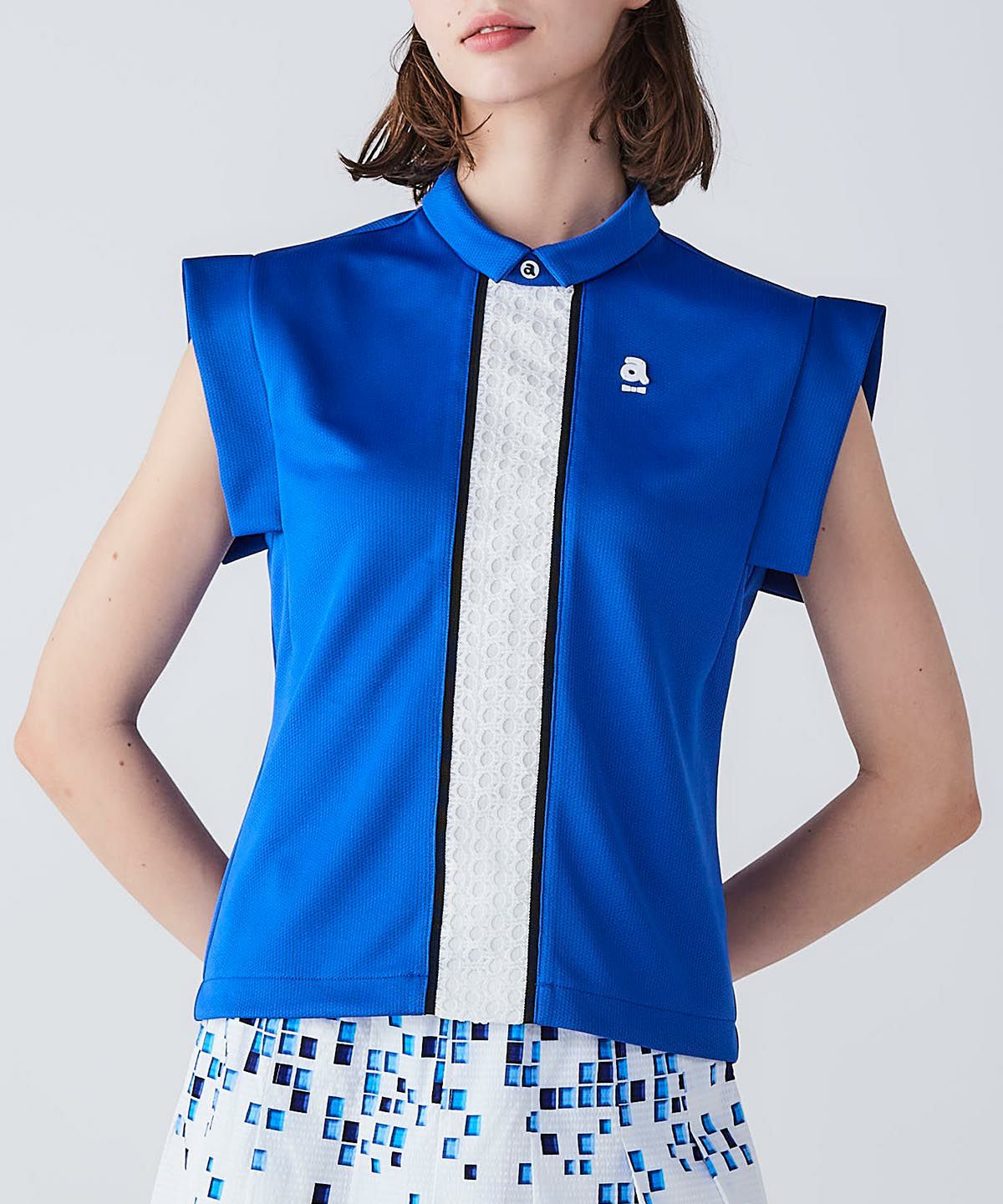 モデル着用画像（ブルー）