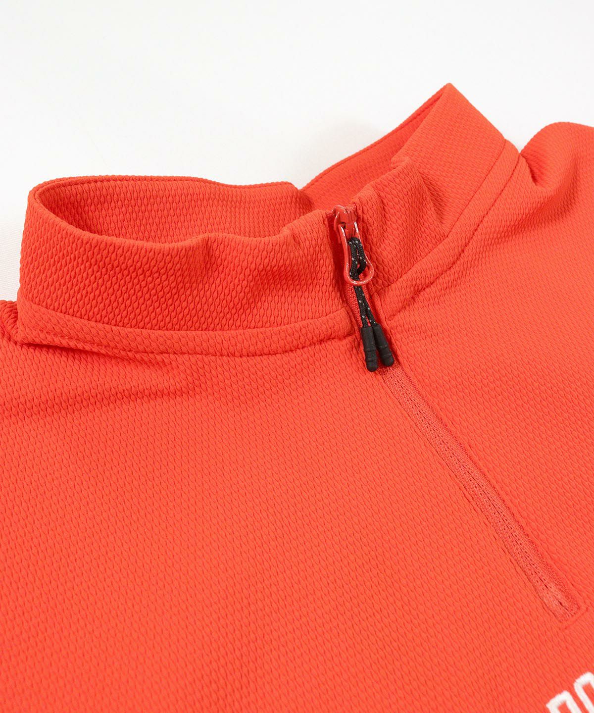 ファスナー部分アップ(オレンジ)