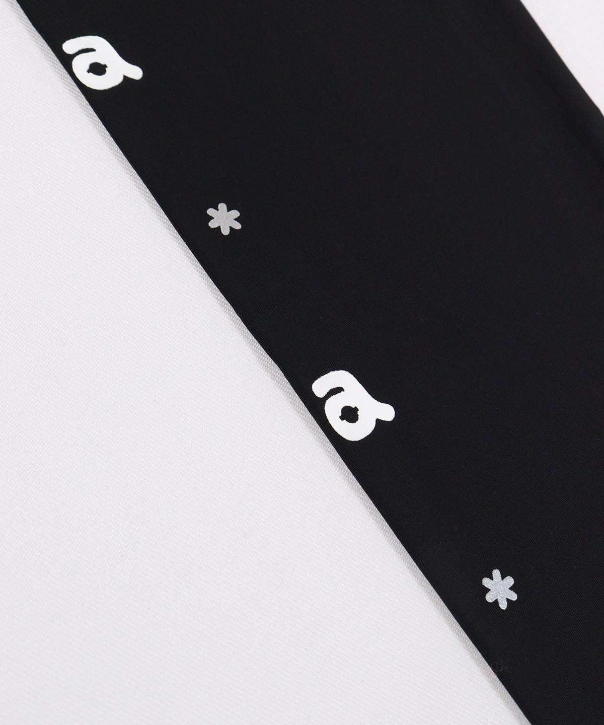 腕デザイン部分（ブラック）