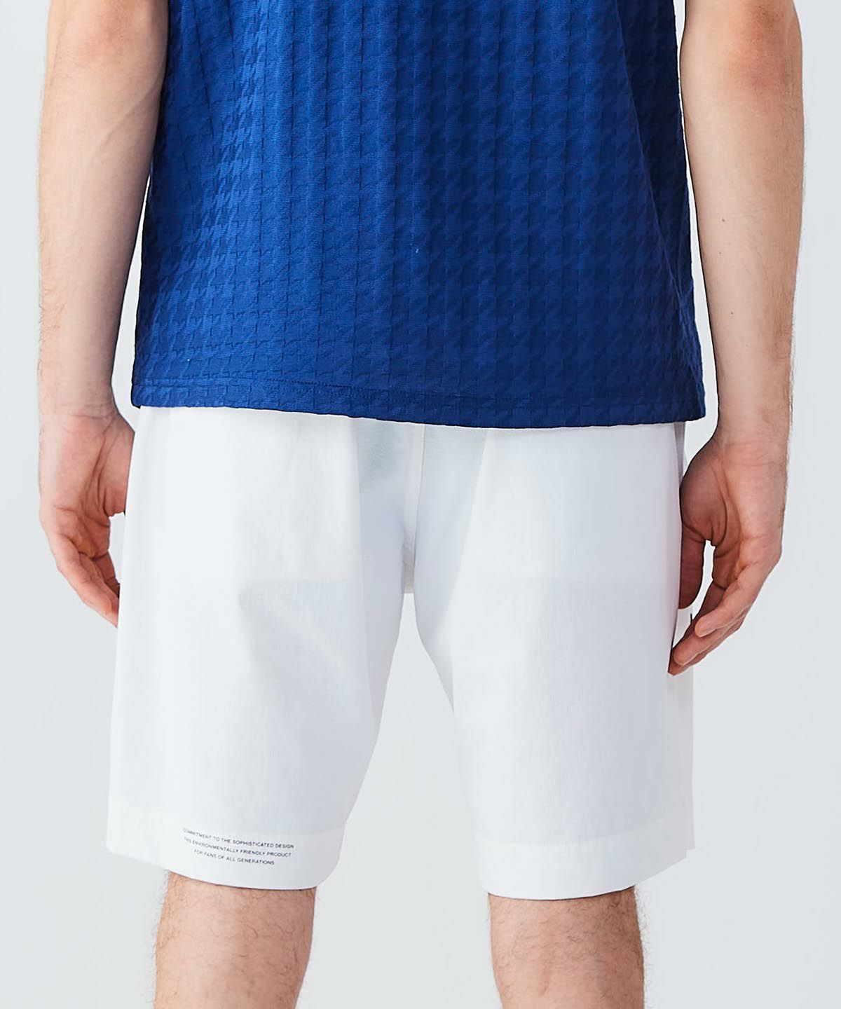 モデル着用画像(ホワイト)