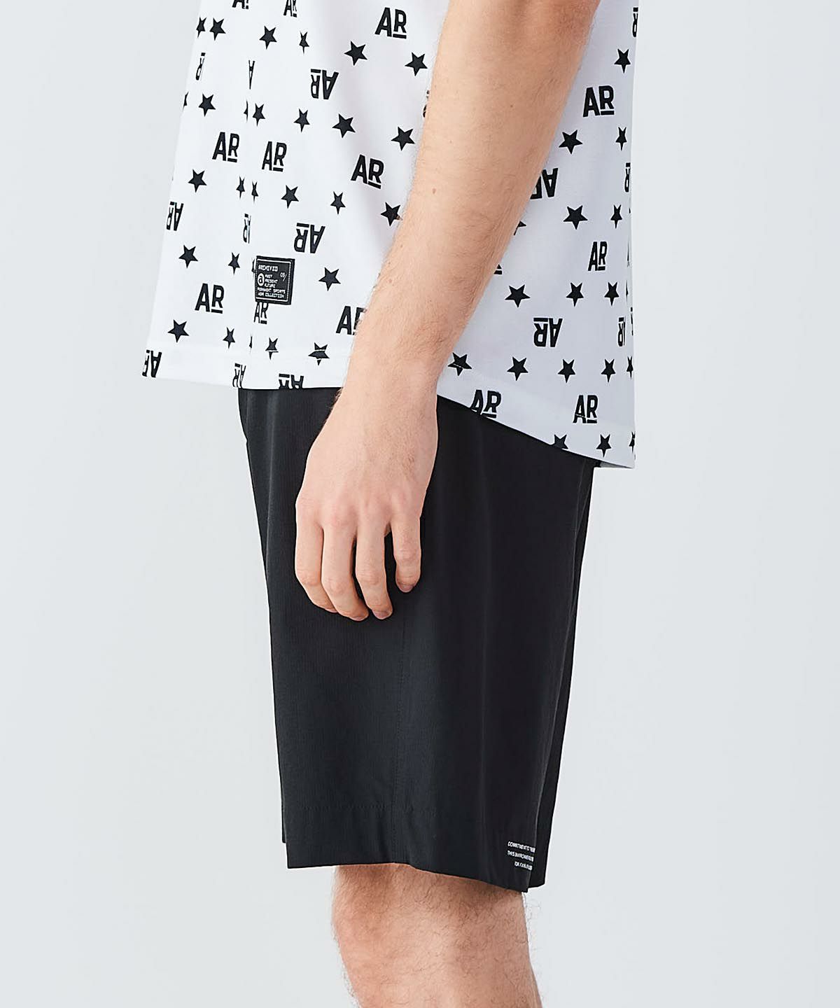 モデル着用画像(ブラック)