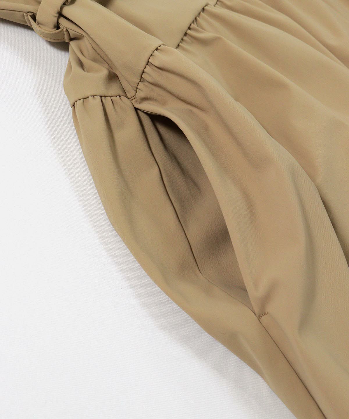 ポケット部分（ベージュ）