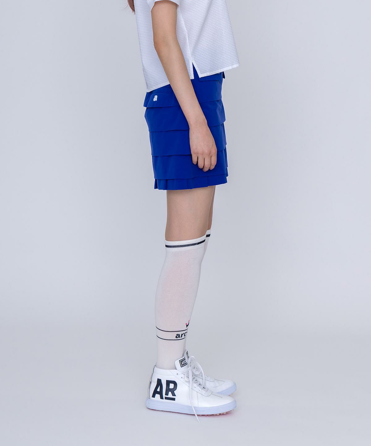 モデル着用画像（ブルー）