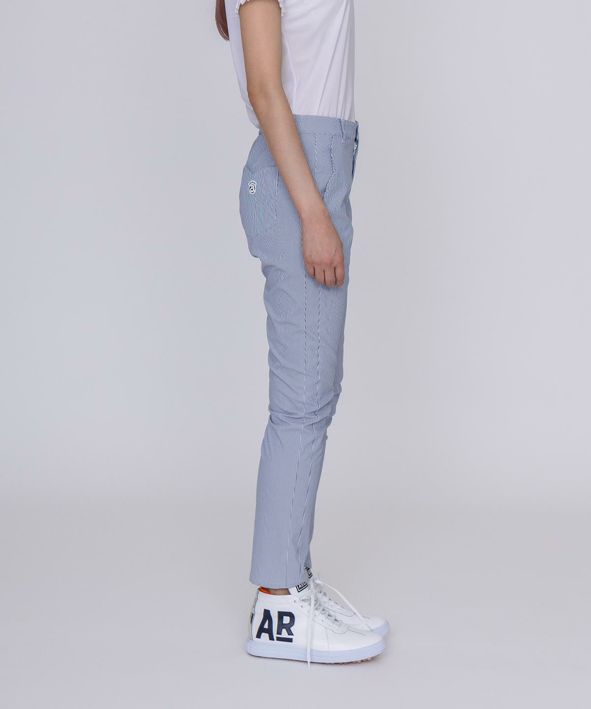 モデル着用画像（ネイビー）