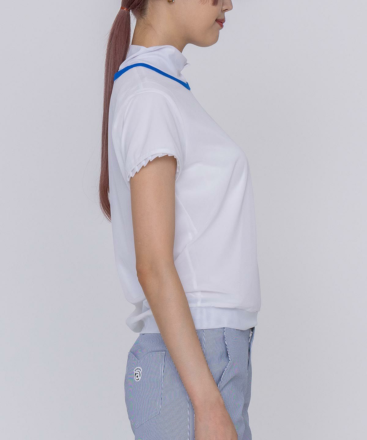 モデル着用画像（ホワイト）