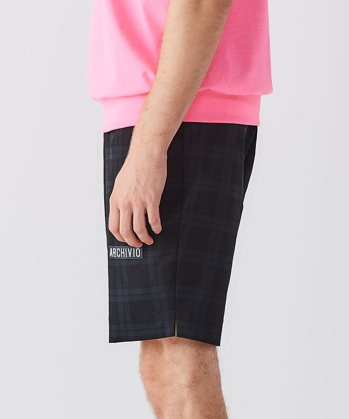 モデル着用画像（ブラック）