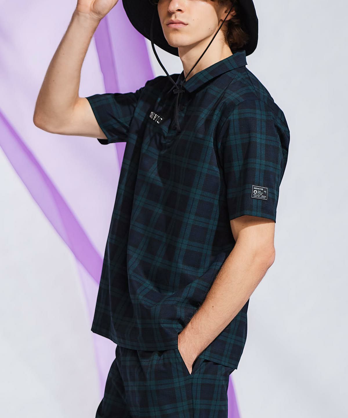 モデル着用画像（グリーン）