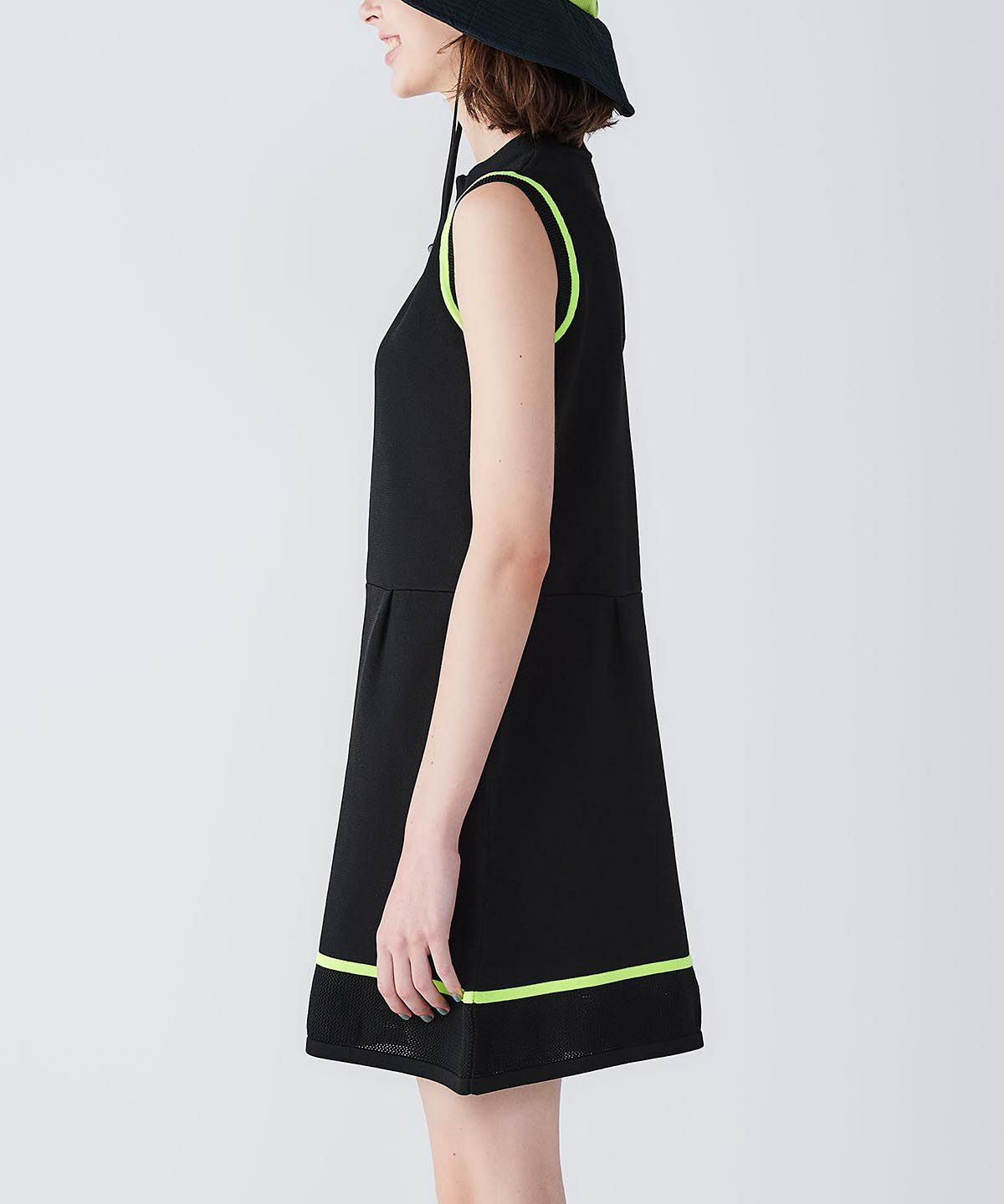 モデル着用画像(ブラック)