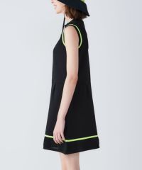 モデル着用画像(ブラック)