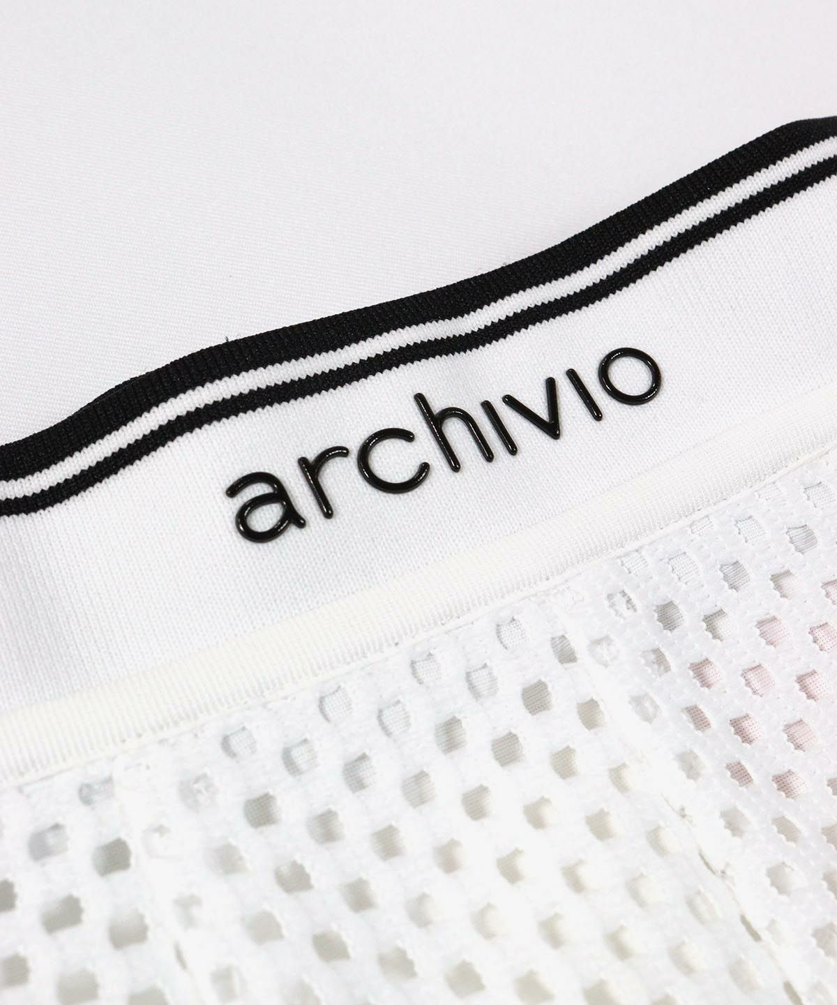 ロゴアップ(ホワイト)