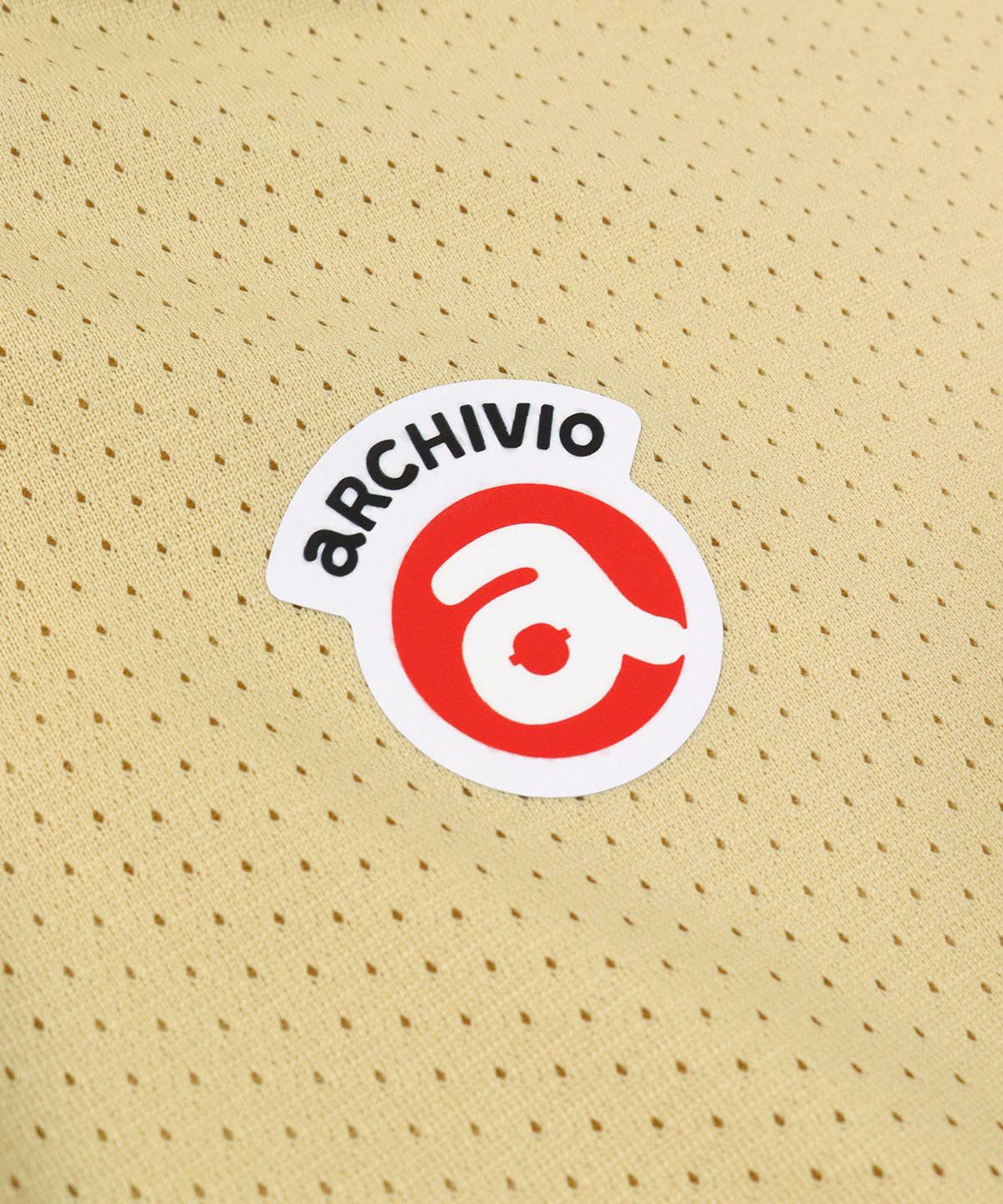 ロゴアップ(ベージュ)