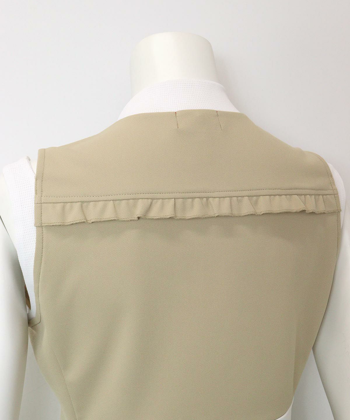 後ろアップ(ベージュ)