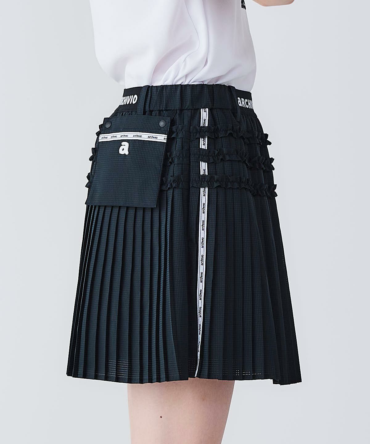 モデル着用画像（ブラック）