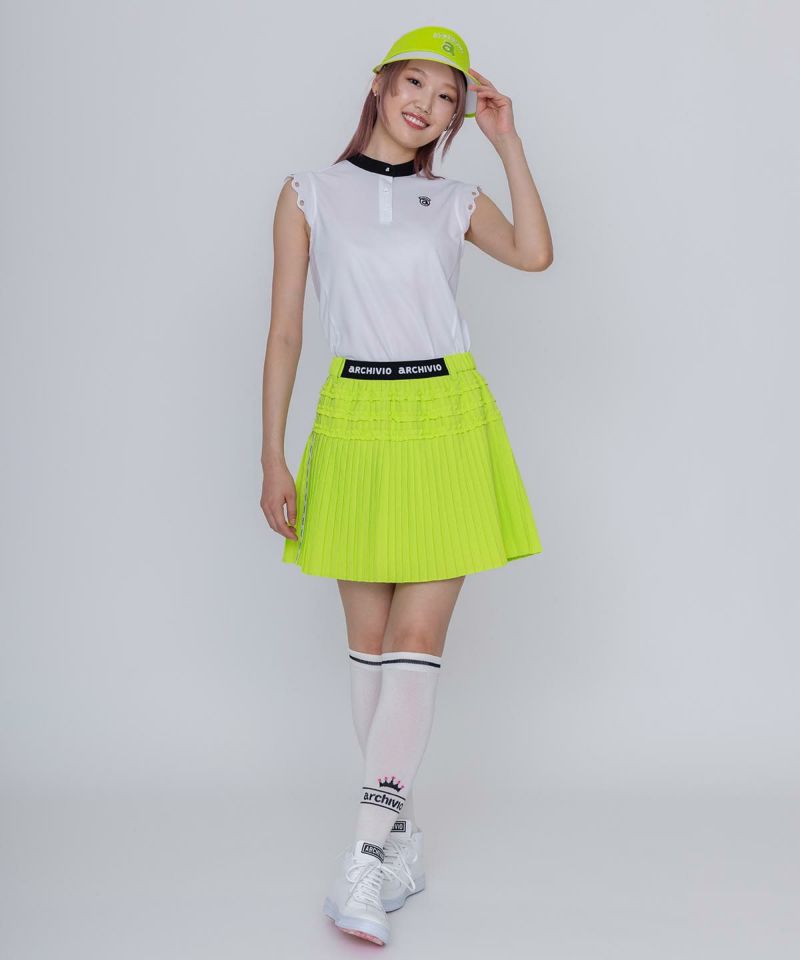 モデル着用画像（ライトグリーン）