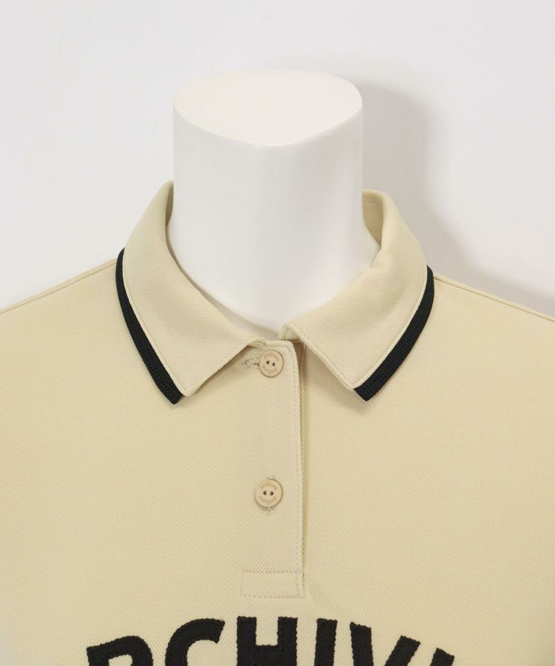 首元アップ(ベージュ)