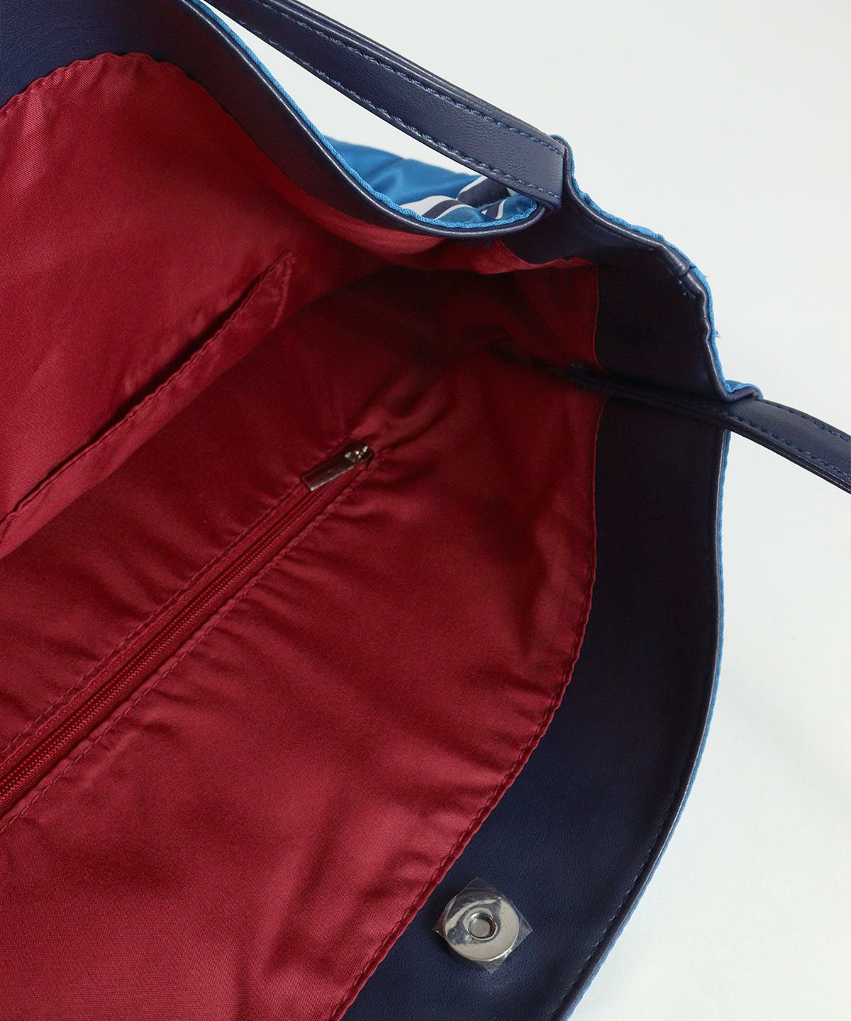 内側詳細（ブルー）