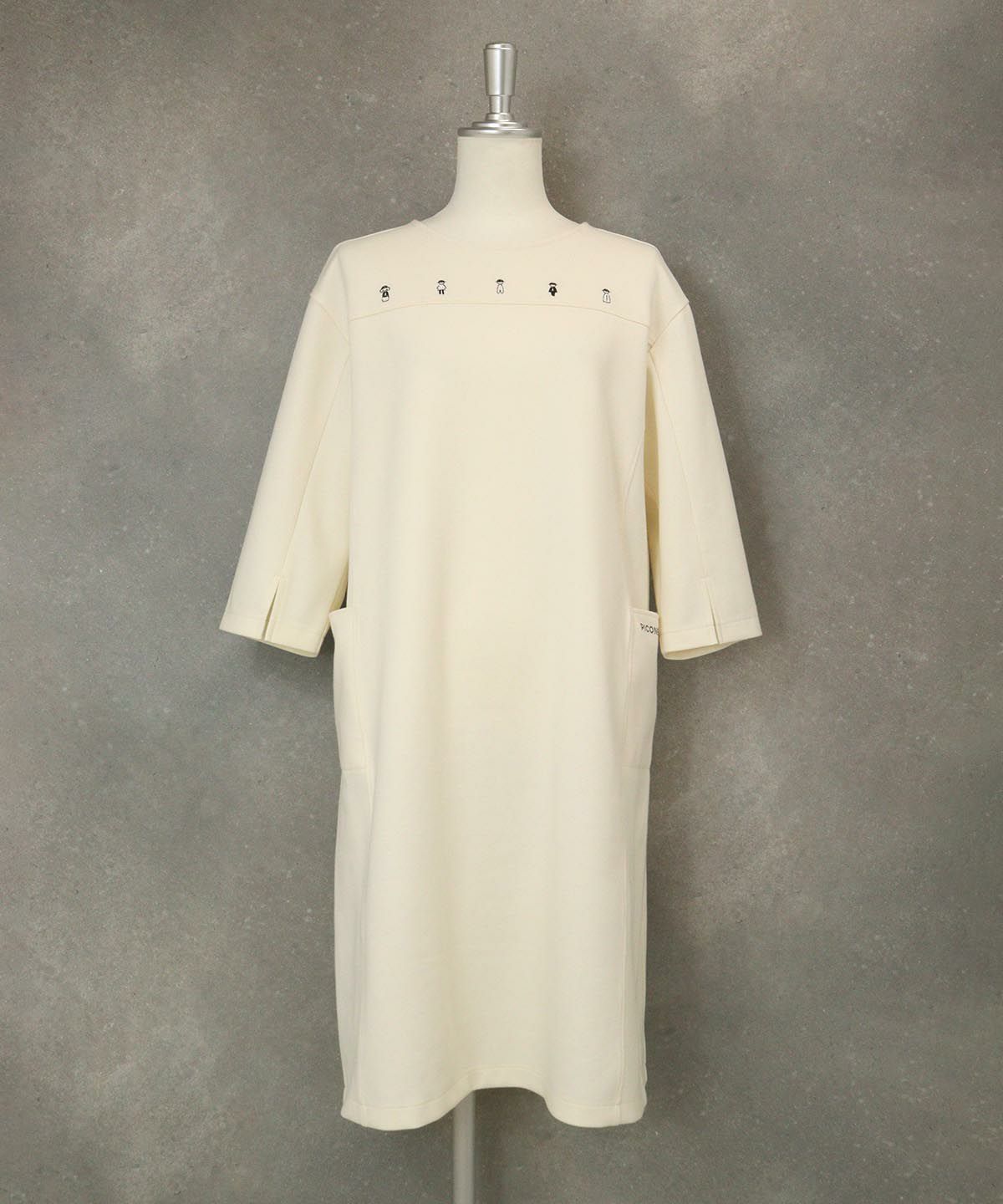 ビーズ刺繍ワンピース（ホワイト）