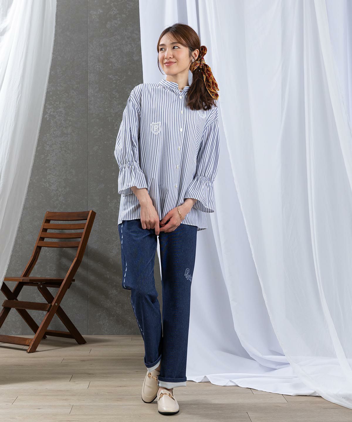 モデル着用画像（ネイビー）