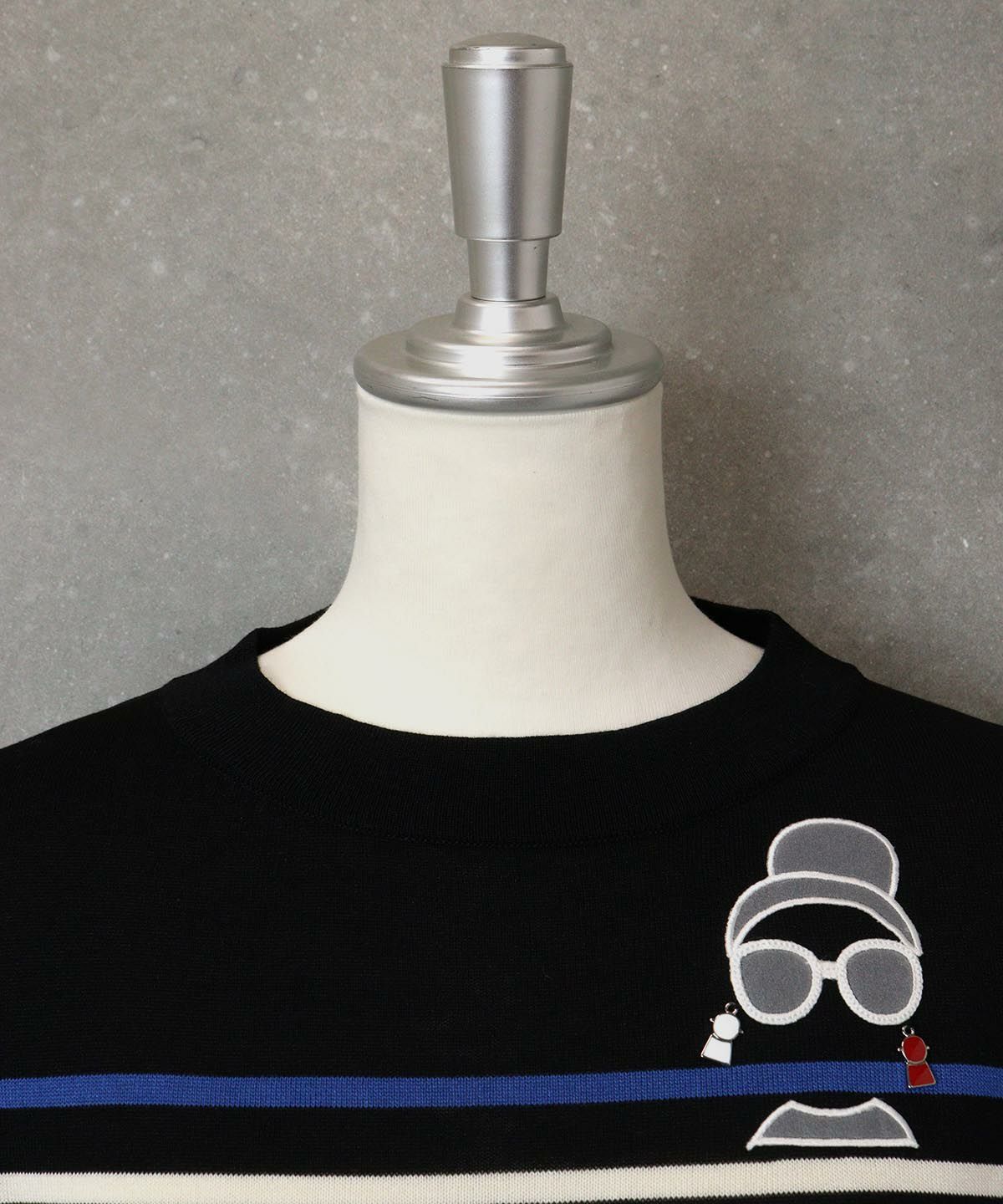 首部分（ブラック）