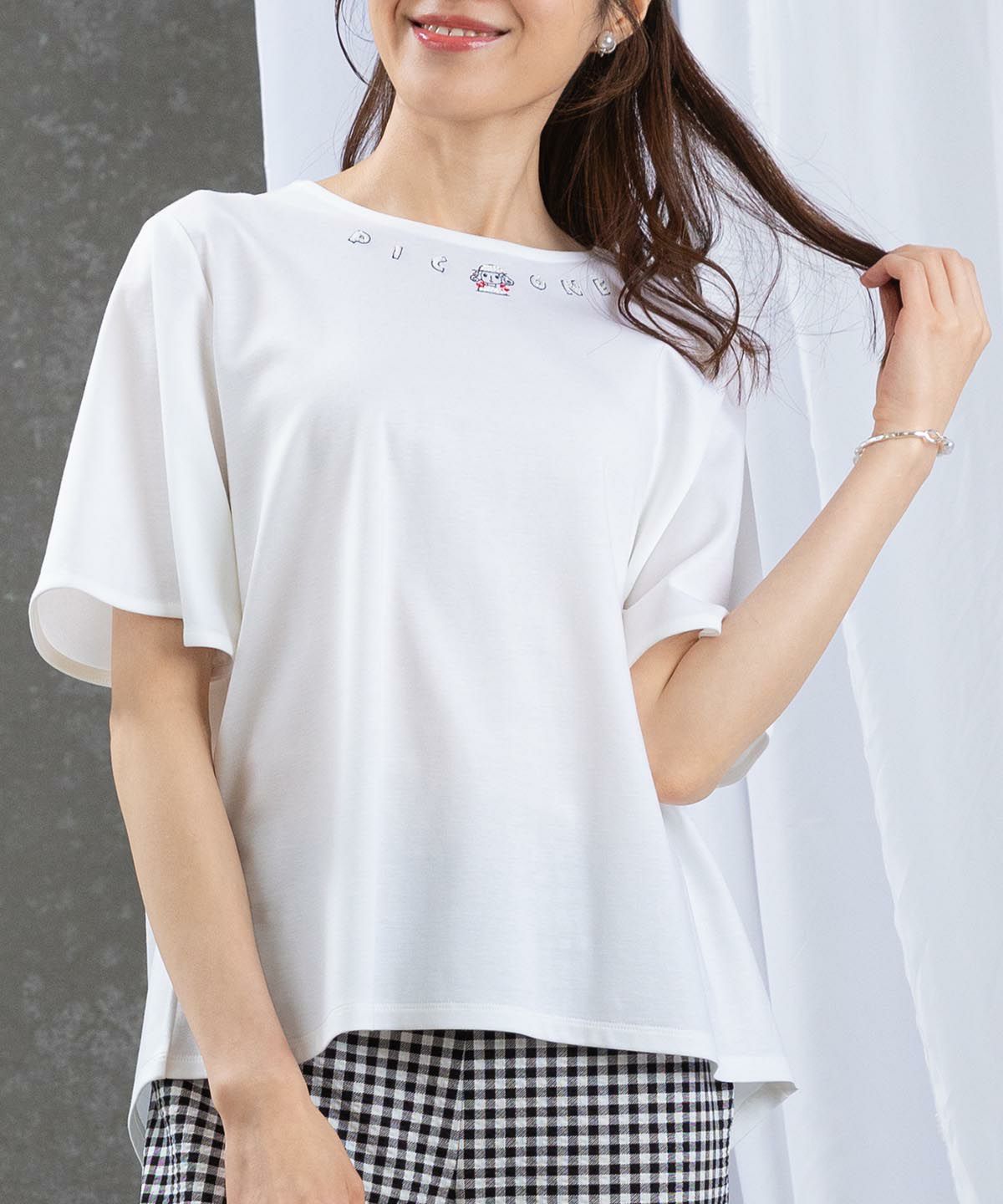 モデル着用画像(ホワイト)