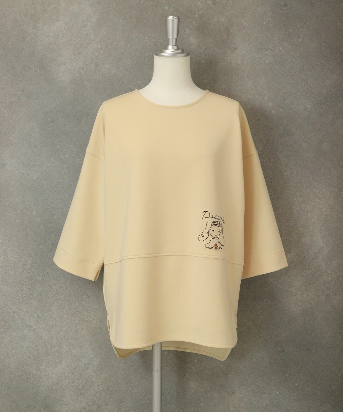 ポイント刺繍七分袖UVプルオーバー（ベージュ）