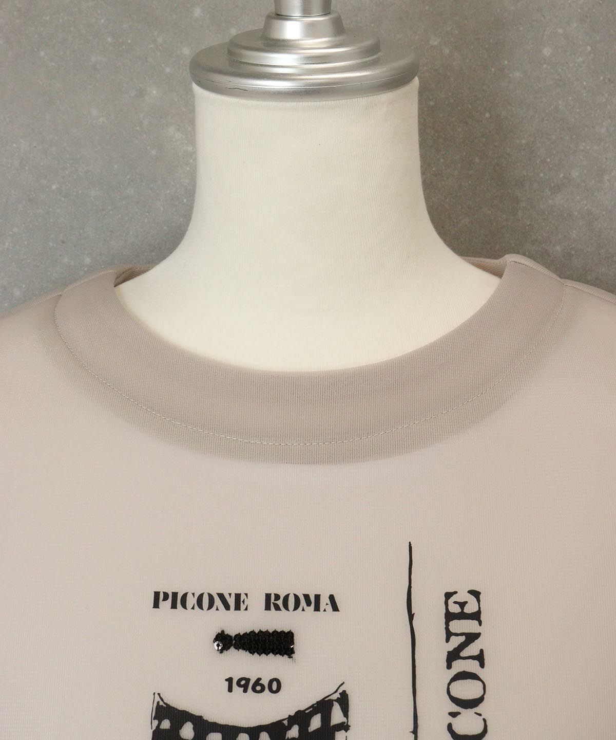 首周り（ベージュ）