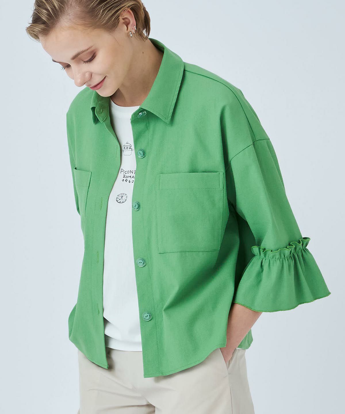 モデル着用画像（グリーン）