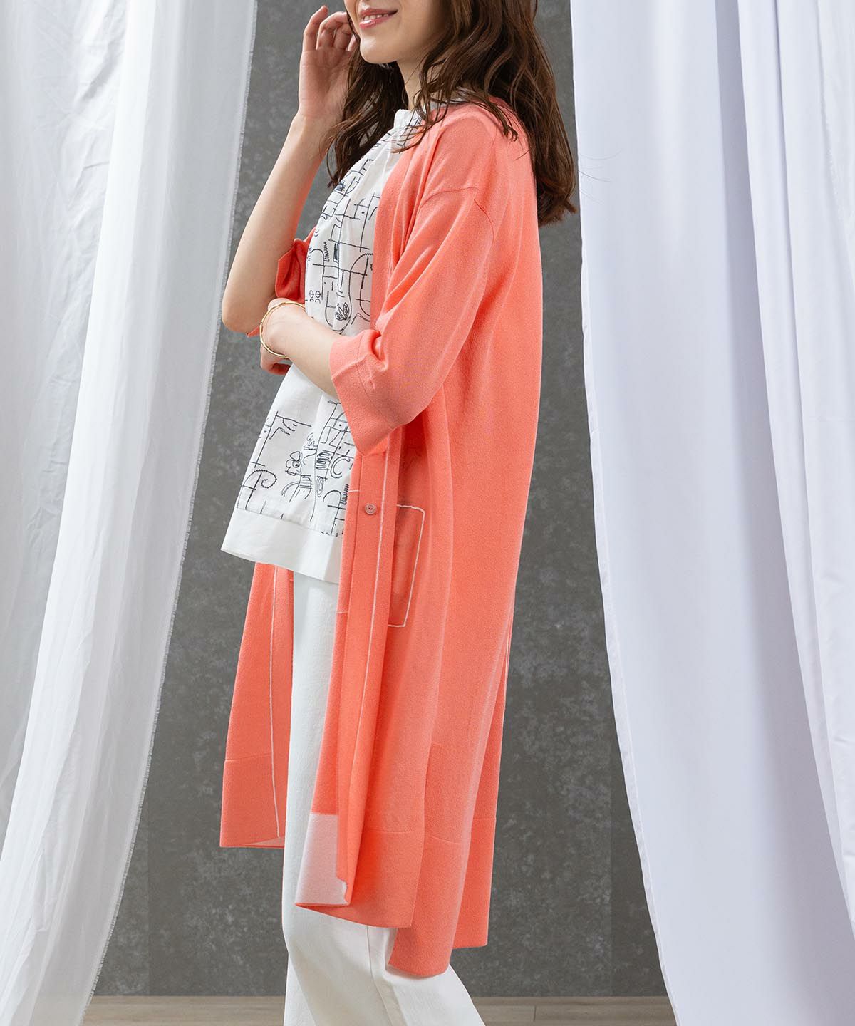 モデル着用画像(ライトオレンジ)