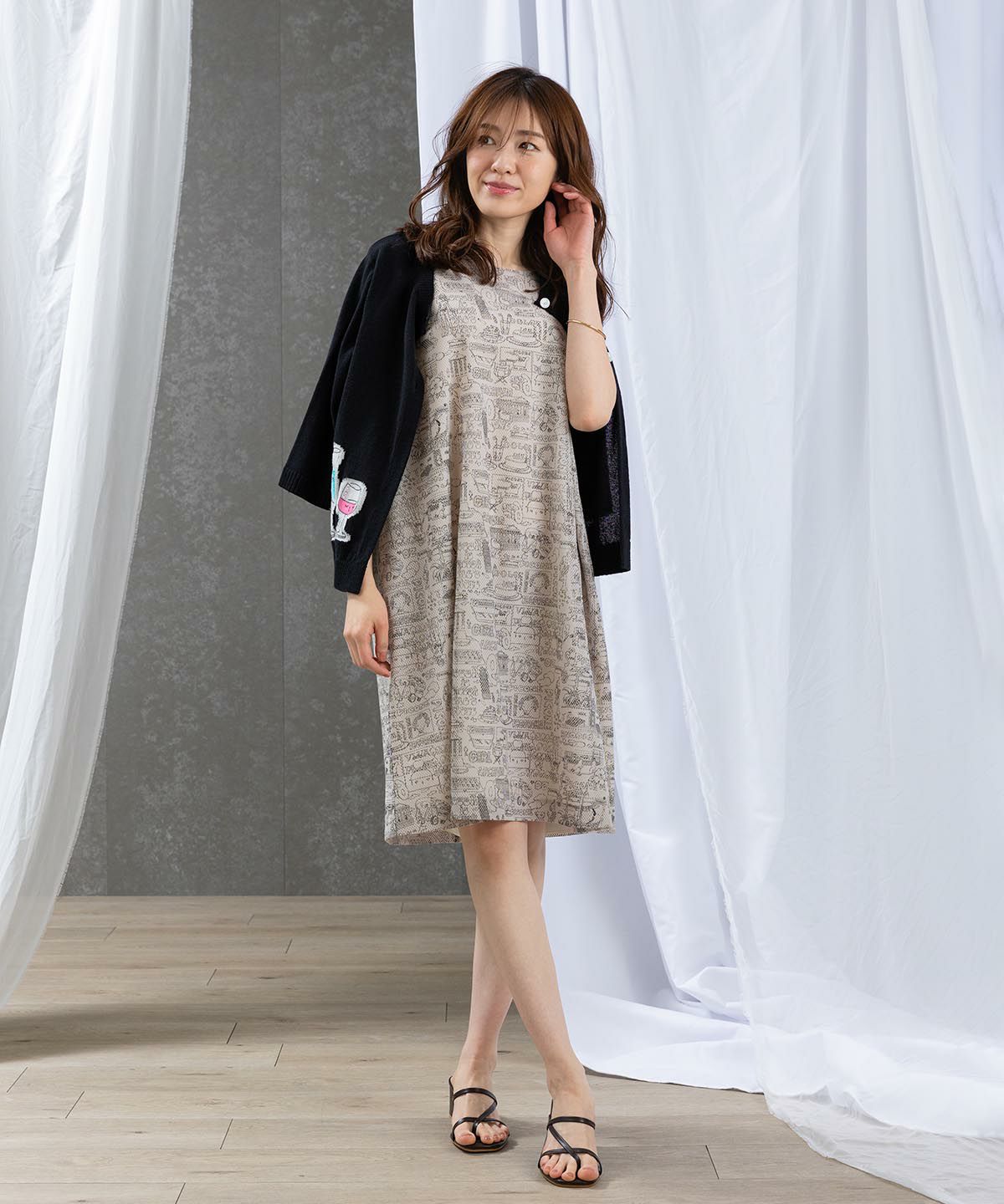 モデル着用画像（ブラック）