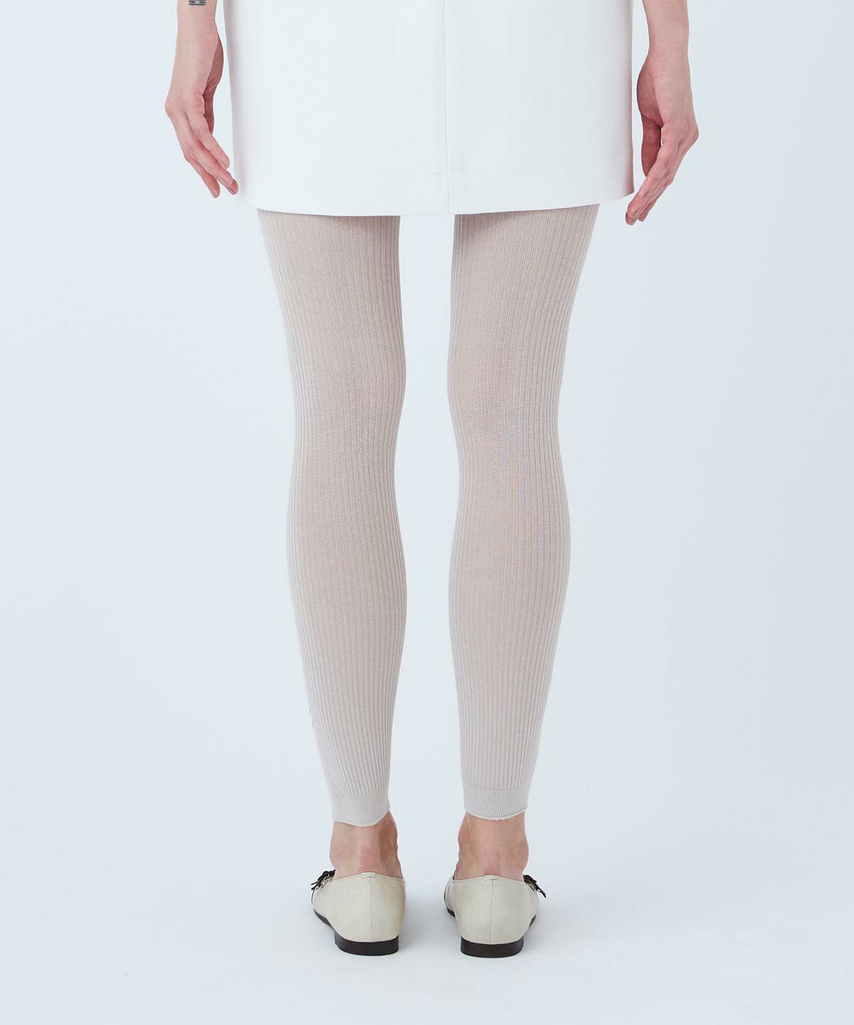 モデル着用画像（ライトグレー）