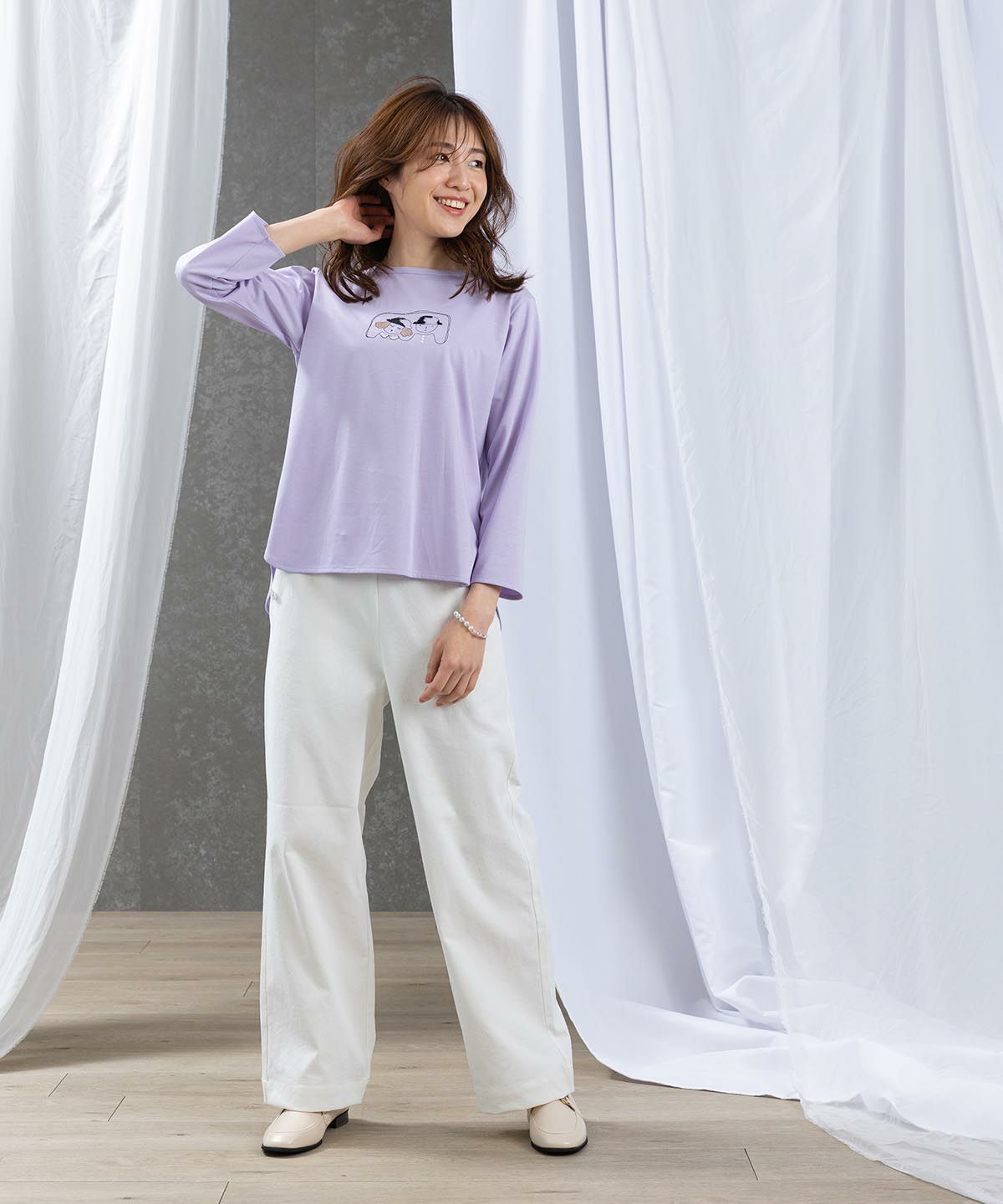 モデル着用画像（ホワイト）